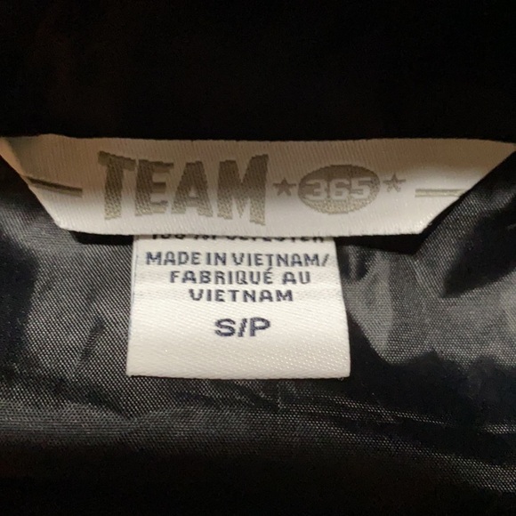 Hard Rock Hotel & Casino Sacramento At Fire Mountain S zip light jacket - Picture 4 of 5